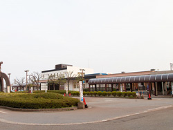 鶴岡駅