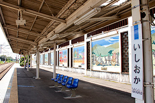 石岡駅