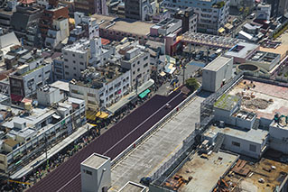 築地車站