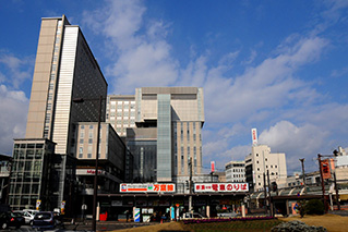 高岡駅