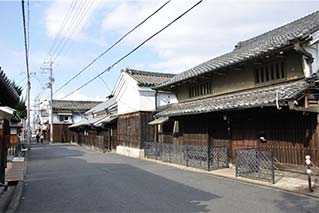 大和八木