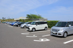8.【使用國內線的情況】可直接從標示著「租車」的區域直接領車與還車。