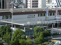 松江駅