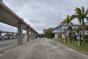 2.直奔國內航站樓。