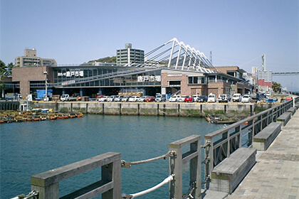 唐戶市場