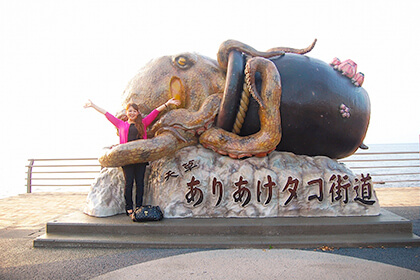 タコの像