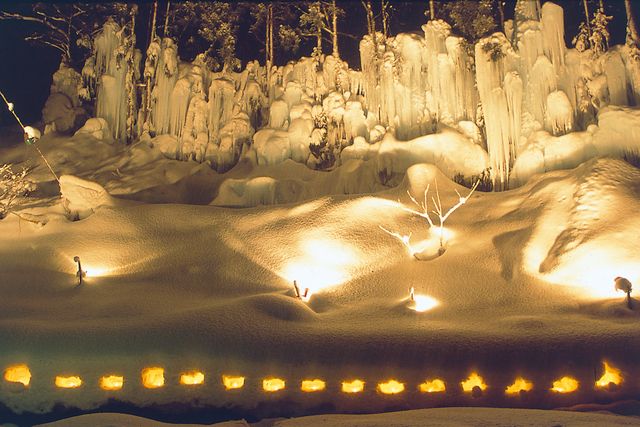 福地溫泉的「青だる點燈」重現深山裡夢幻的氣氛