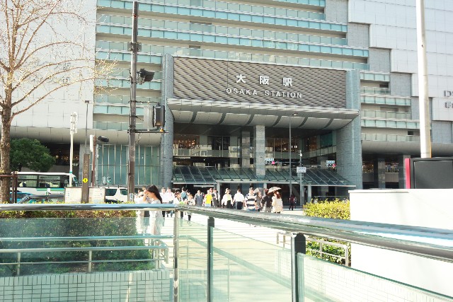 網路預約取票車站之一的JR大阪站