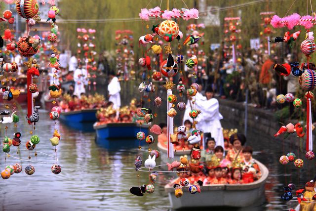 祈願女孩子的成長－柳川雛祭「SAGEMON巡禮」在福岡縣柳川