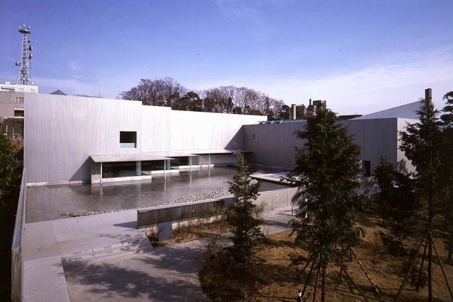 信濃美術館  東山魁夷館交通整理！