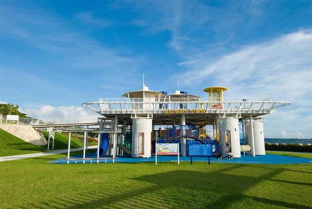 攀繩、溜滑梯、看海豚　海洋博公園兒童遊具設施交通指南