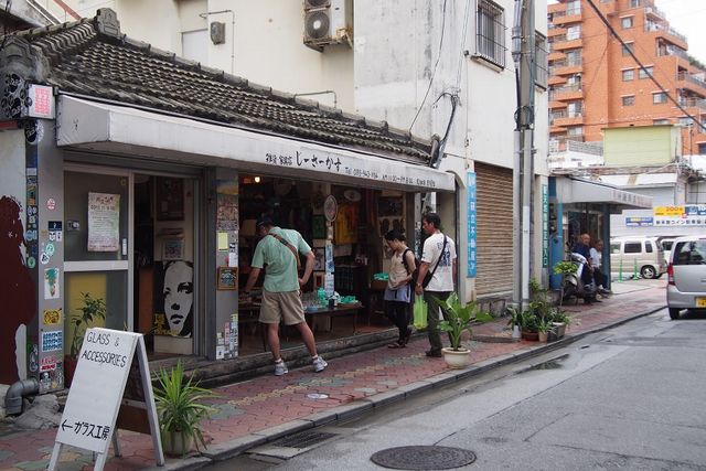 尋找沖繩的品味文創雜貨和文青咖啡廳，來浮島通散散步吧！