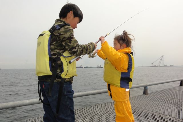 第一次釣魚就上手，適合全家大小的沖繩釣魚體驗